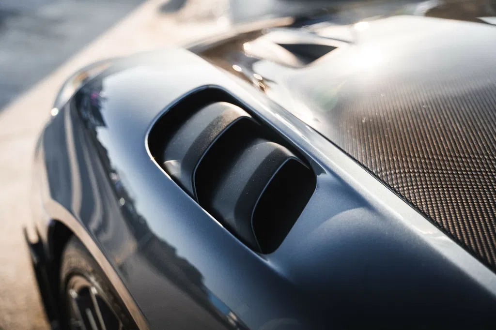 Porsche 718 Spyder RS Fender