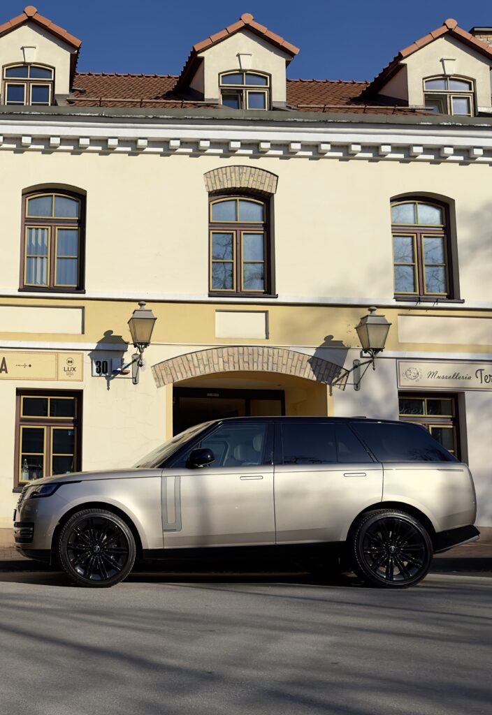 Luxury Car Rental France