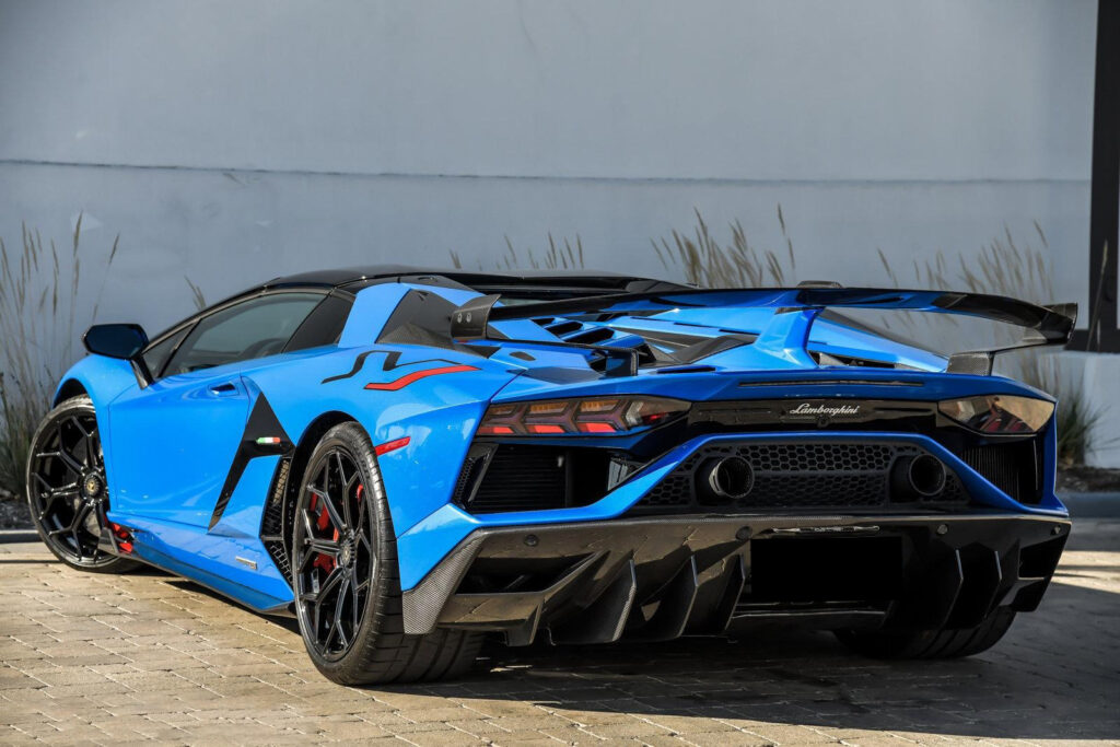 Lamborghini Aventador SVJ Rear