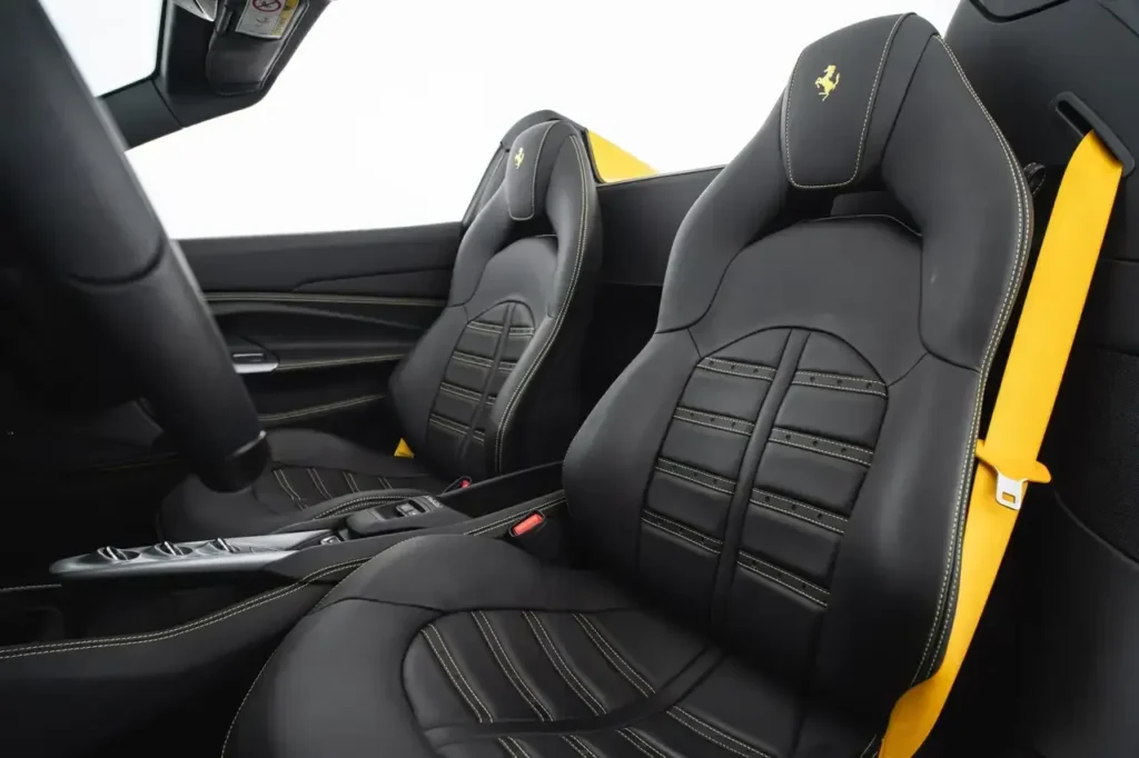 imgi_64_Ferrari-F8-Spider-Yellow-Interior-2
