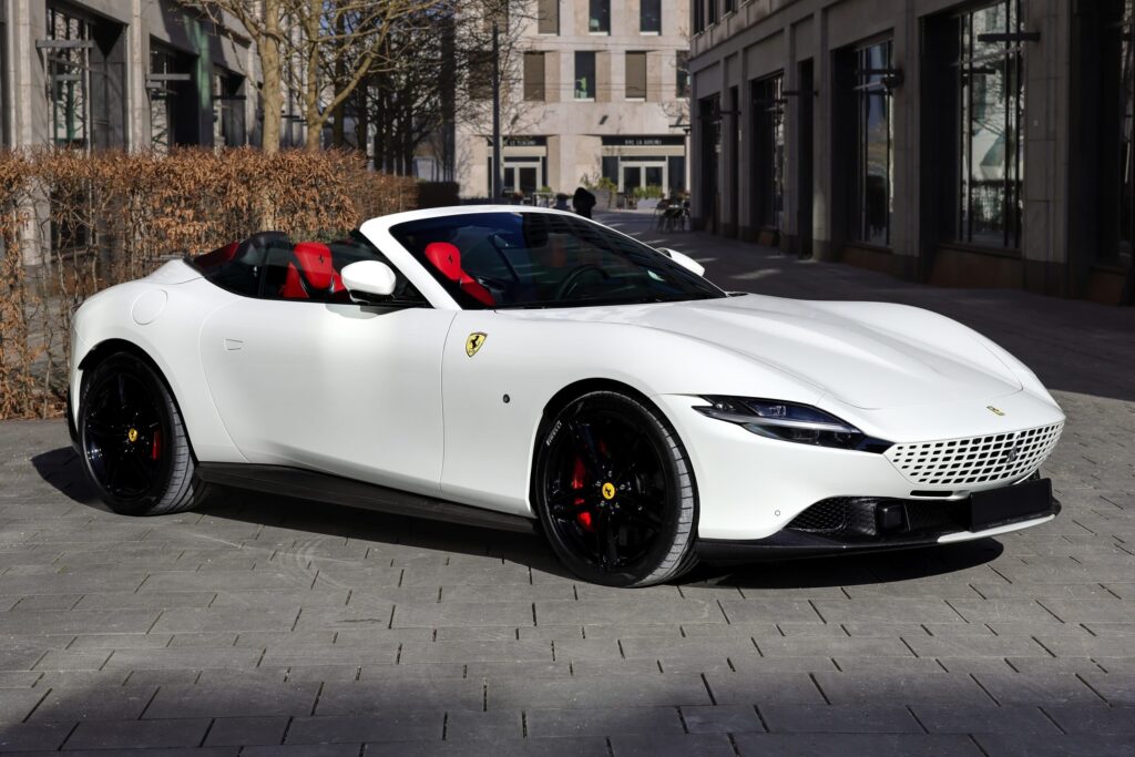 Ferrari Roma Spider Front